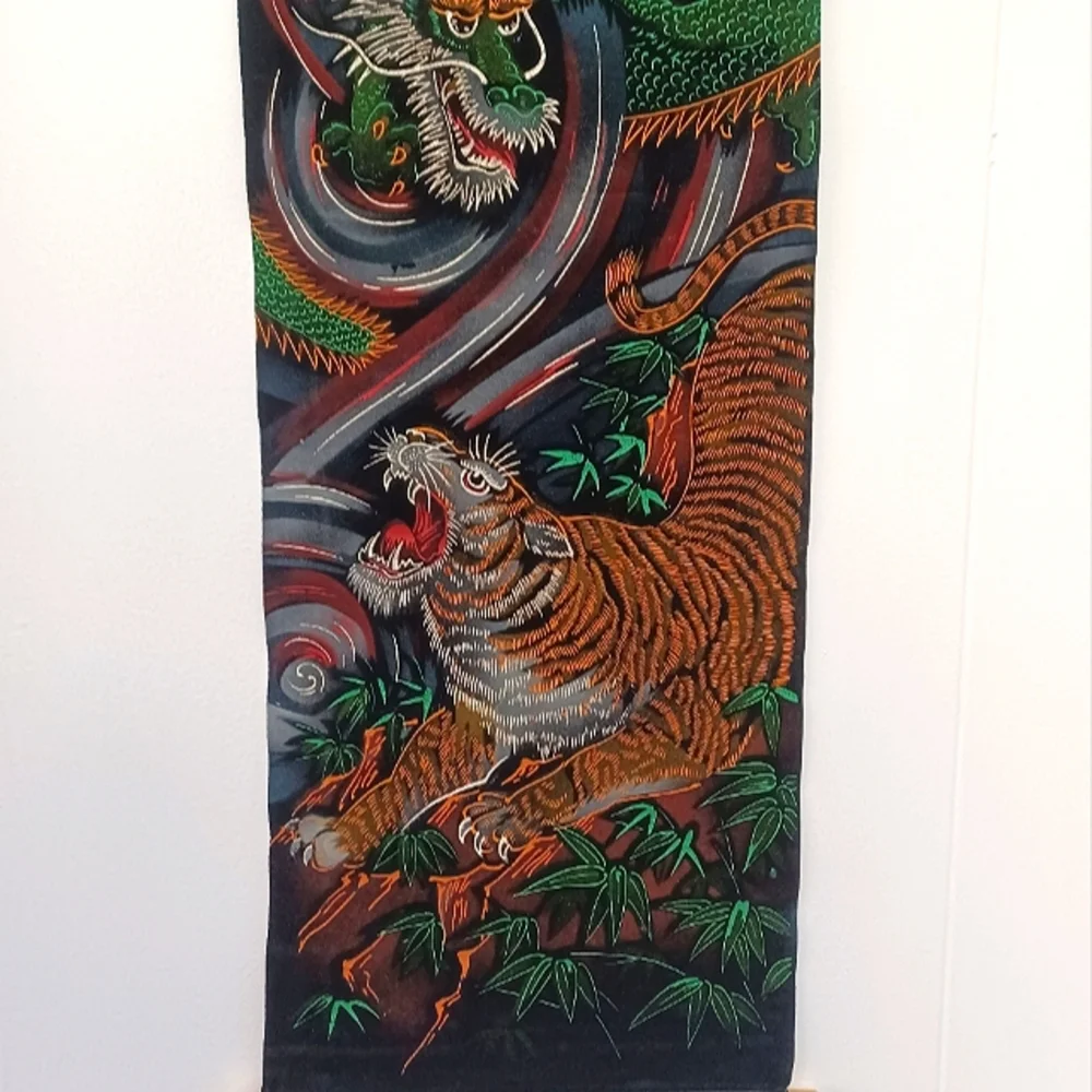 Painted Velvet Hanging Scroll - Picture 2 of 7